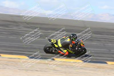 media/Feb-04-2024-SoCal Trackdays (Sun) [[91d6515b1d]]/1-Bowl (950am)/